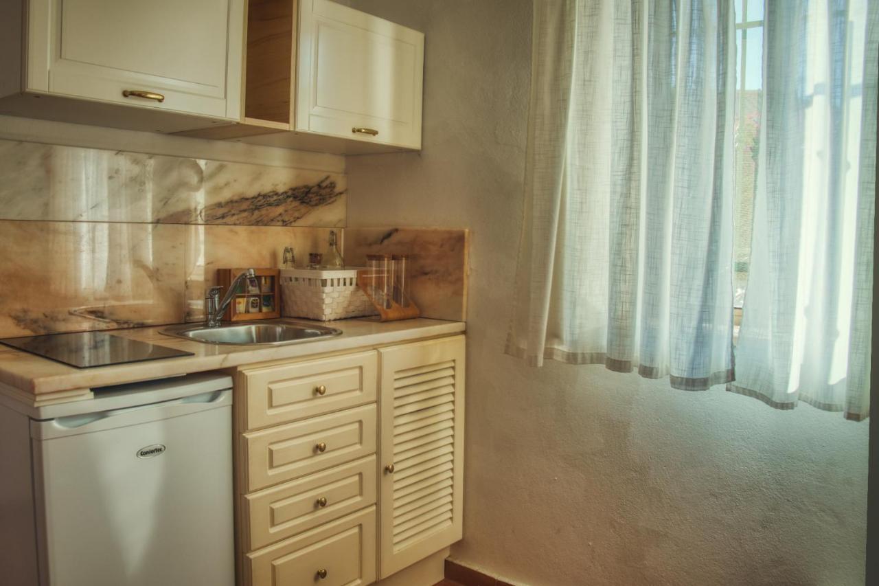 Moonshine Guest House With Private Studios And Private Cottage Lagos Kültér fotó